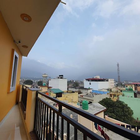Hotel Suraj Rishikesh Exterior photo